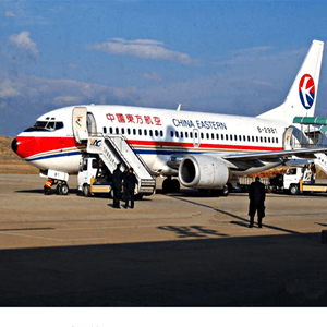 乌兰察布机场货运航空快运业稳步发展的原因是什么？